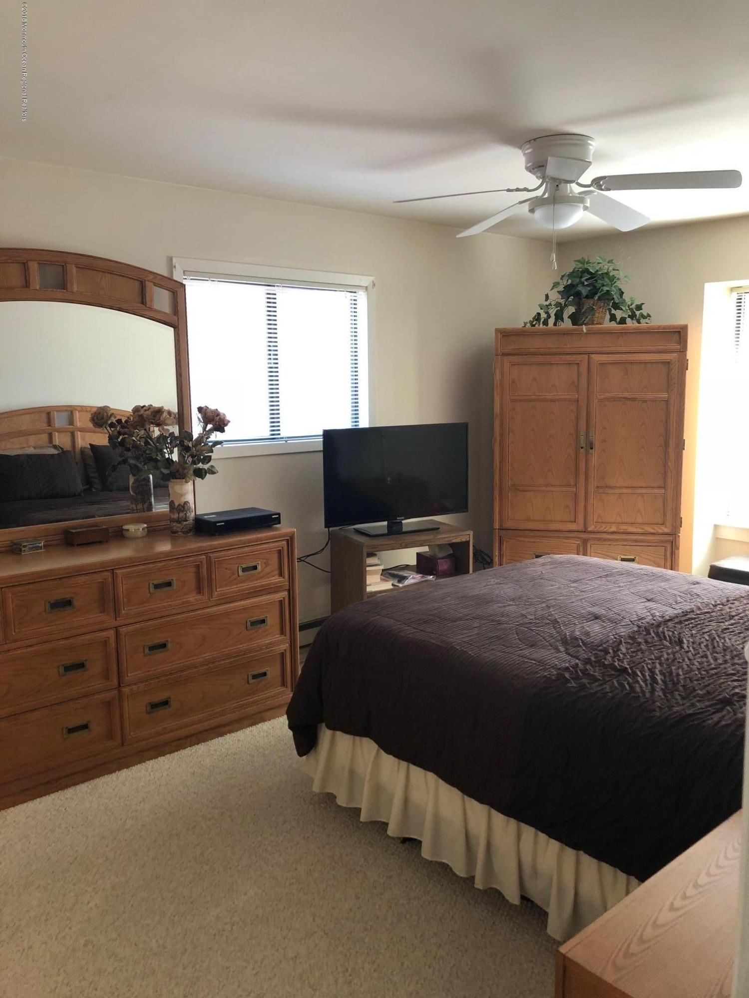 89 Arrowood Road, Unit H Manalapan, NJ 07726 - Photo 10 of 18 IMG_3956