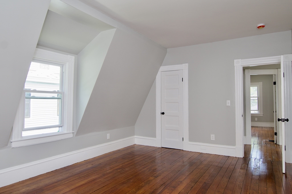 43 Princeton Street Springfield, MA 01109 - Photo 35 of 41