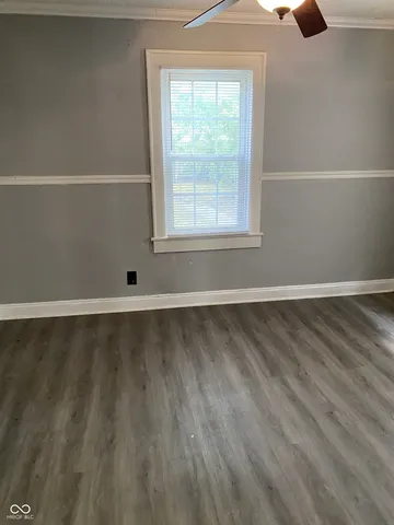 $745 | 1221 North Oxford Street, Indianapolis, IN 46201