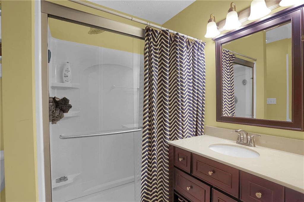 11845 Shannon Pointe Road Indianapolis, IN 46229 - Photo 19 of 35 Gallery Image 19