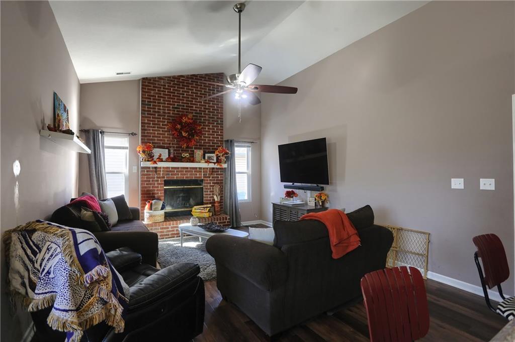 11845 Shannon Pointe Road Indianapolis, IN 46229 - Photo 7 of 35 Gallery Image 7