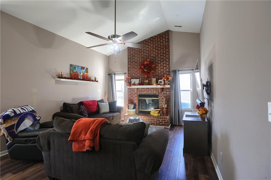 11845 Shannon Pointe Road Indianapolis, IN 46229 - Photo 8 of 35 Gallery Image 8
