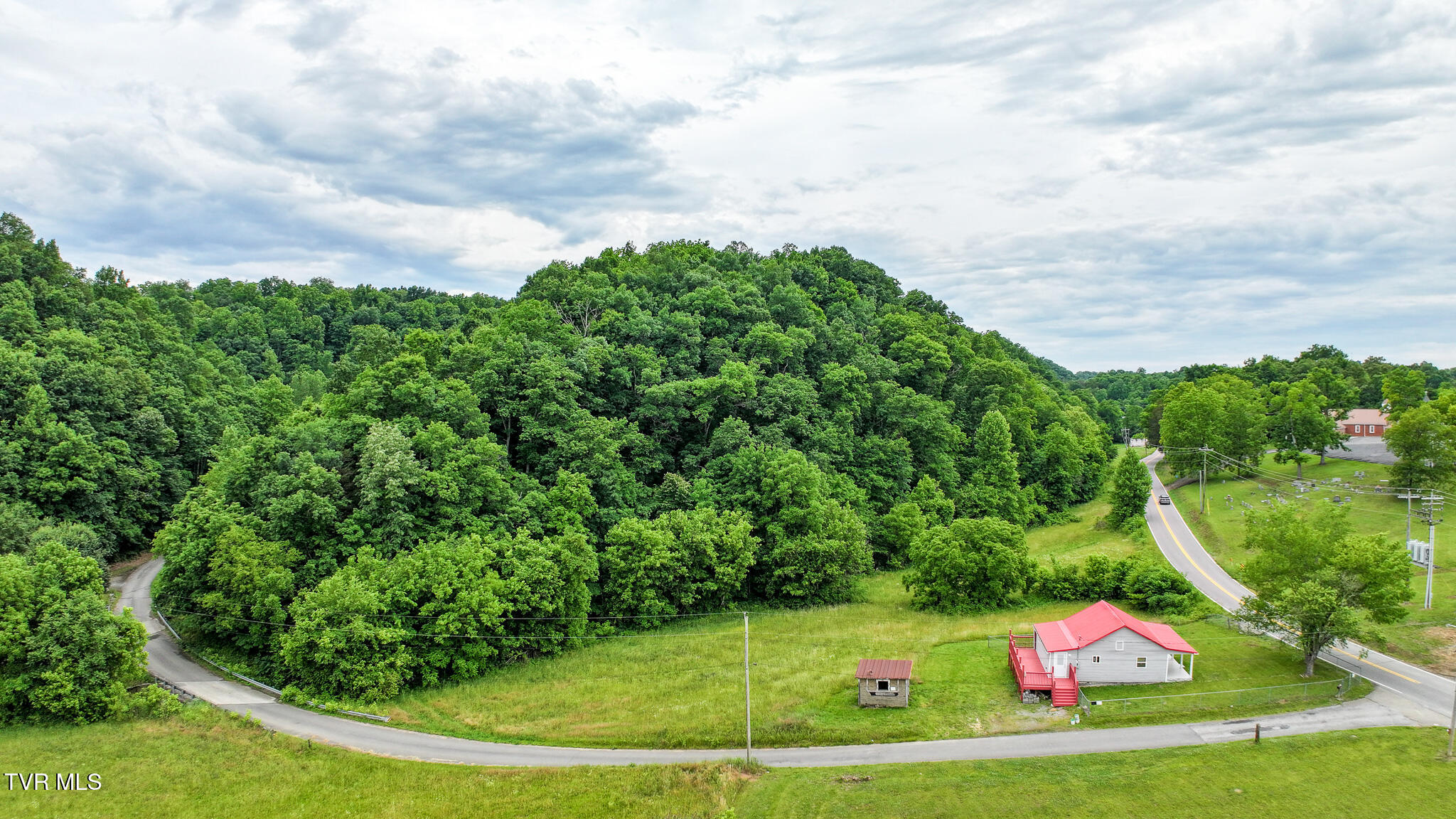 103 Vinson Hollow Road Newport, TN 37821 - Photo 13 of 41 DJI_20260521043917_0094_D