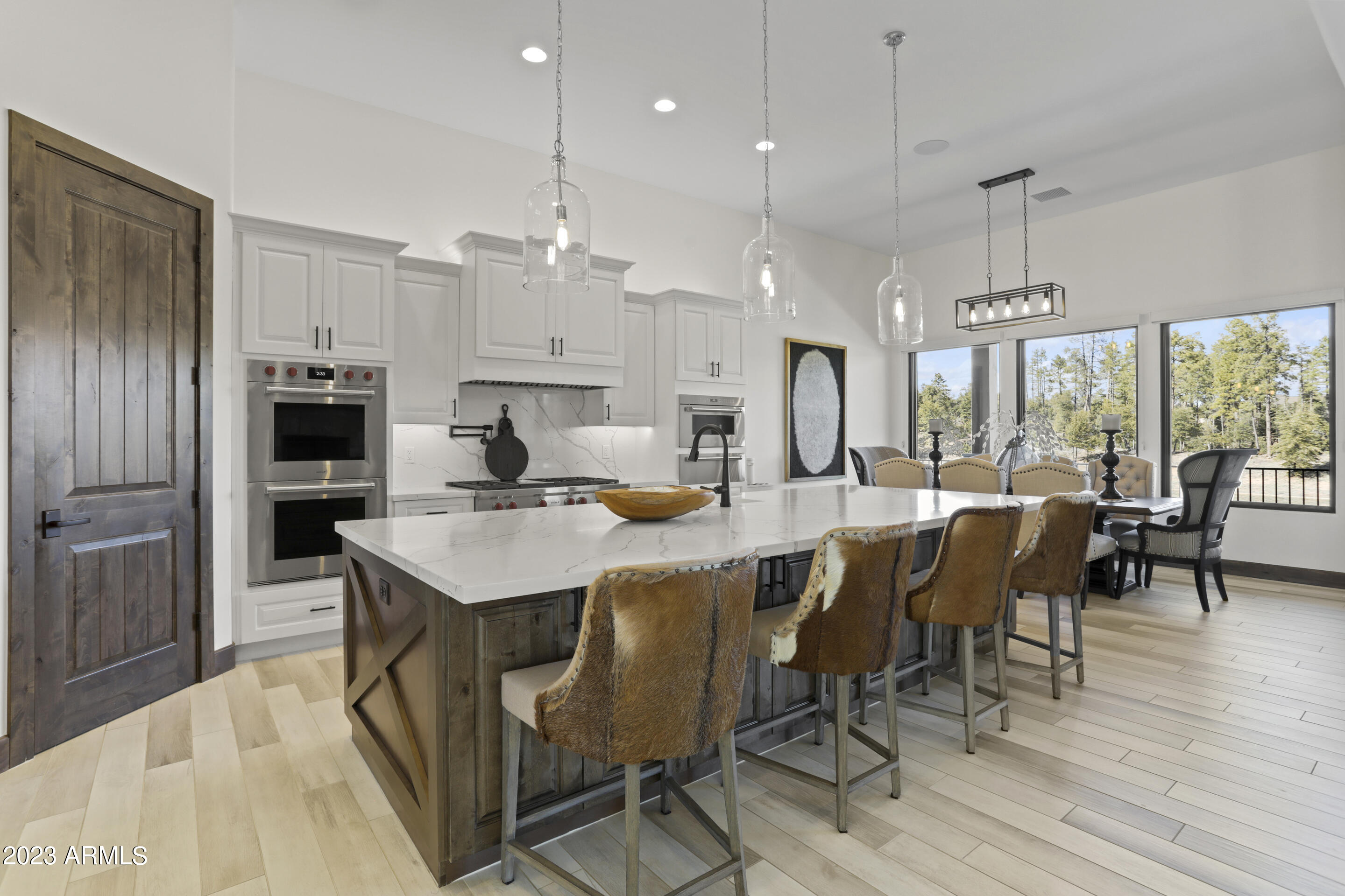 1806 East Senna Point Payson, AZ 85541 - Photo 4 of 22 Island with eat-in-bar