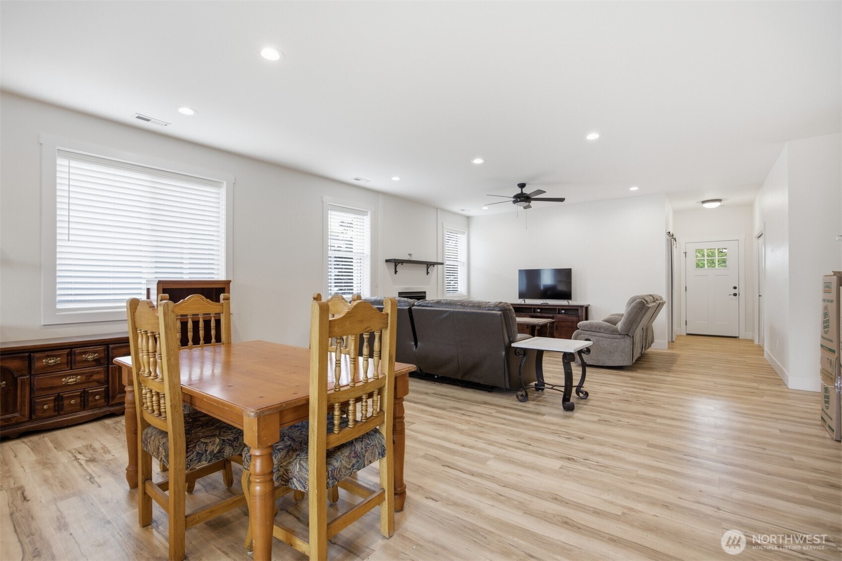 533 2nd Street Sumas, WA 98295 - Photo 10 of 40