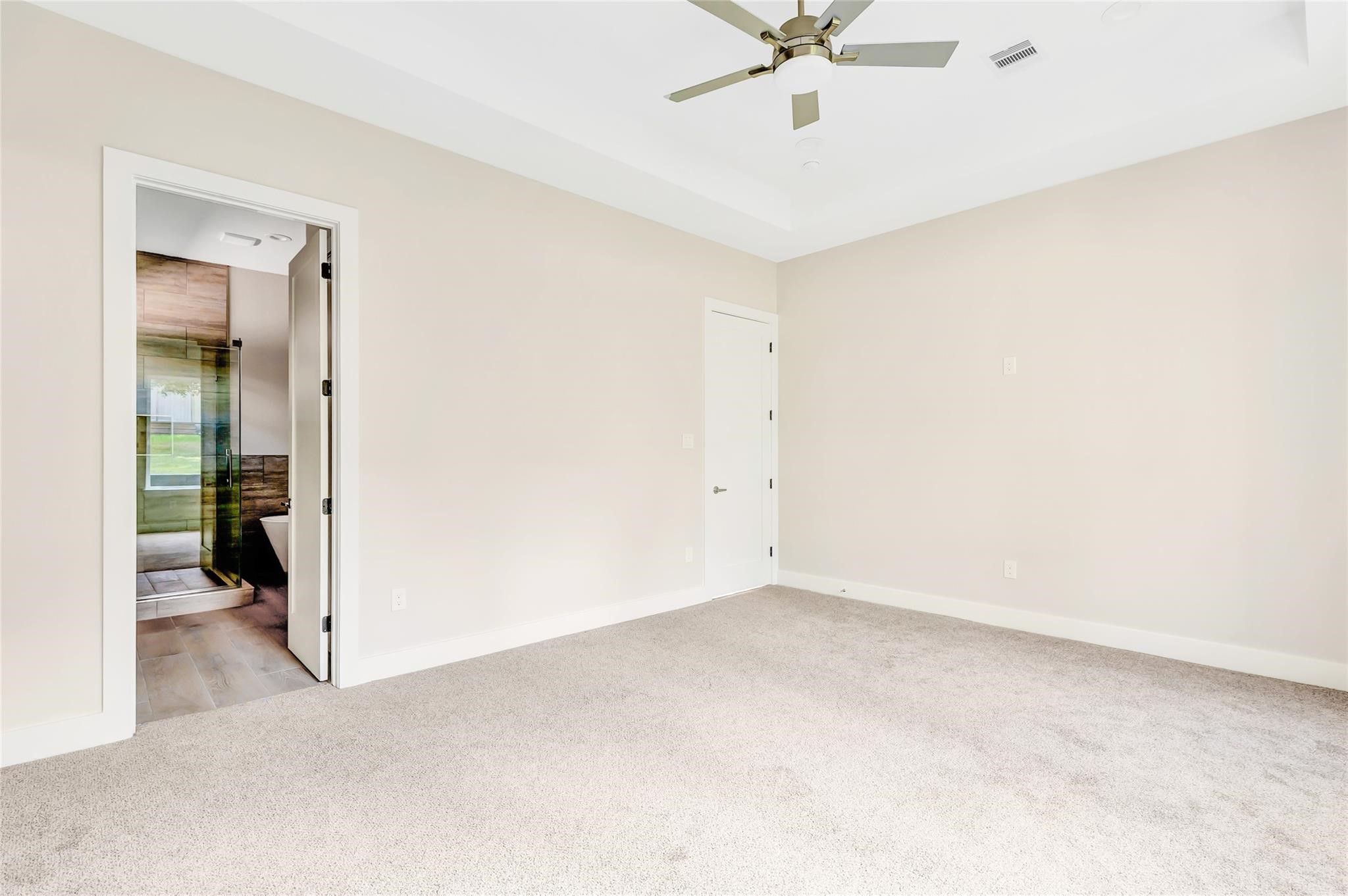 101 Fairway View Court Montgomery, TX 77356 - Photo 28 of 32 Primary room