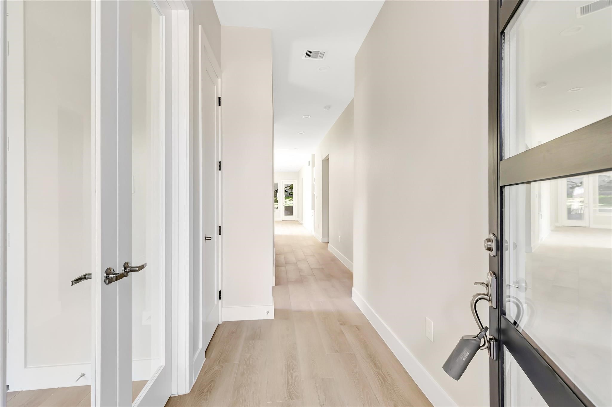 101 Fairway View Court Montgomery, TX 77356 - Photo 9 of 32