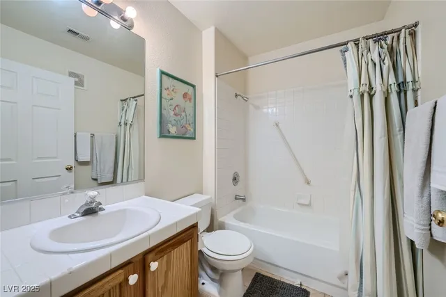 $1,565 | 3612 Shawn Reynolds Court, Unit 104, Las Vegas, NV 89129