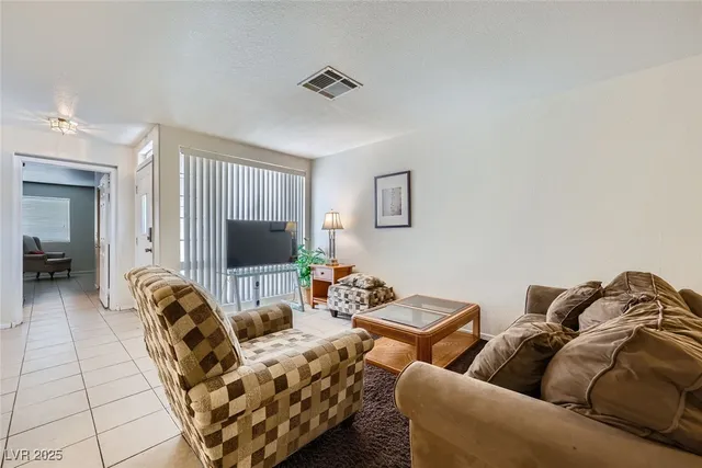 $1,565 | 3612 Shawn Reynolds Court, Unit 104, Las Vegas, NV 89129