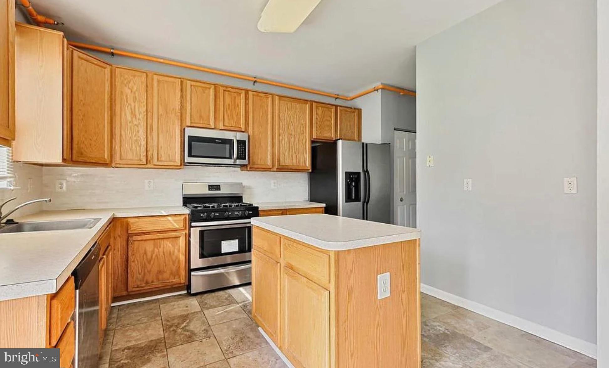 5915 Furley Way Baltimore, MD 21206 - Photo 11 of 21