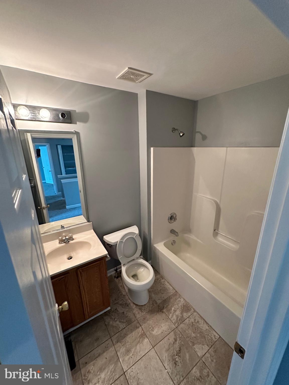 5915 Furley Way Baltimore, MD 21206 - Photo 17 of 21