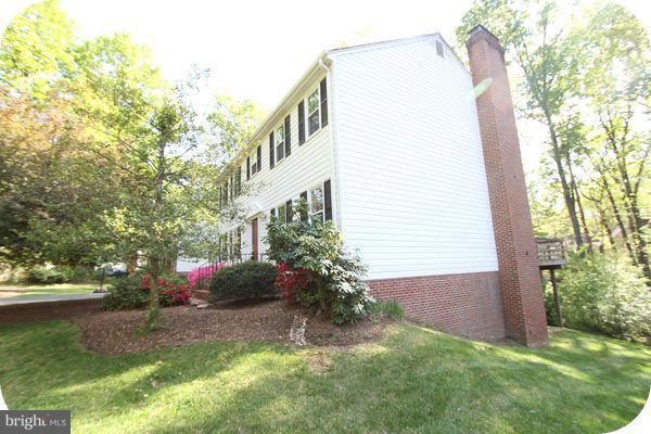 10739 Midsummer Drive Reston, VA 20191 - Photo 12 of 30 Exterior (General)