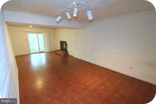 10739 Midsummer Drive Reston, VA 20191 - Photo 21 of 30 Basement