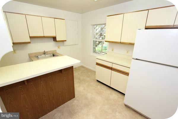 10739 Midsummer Drive Reston, VA 20191 - Photo 9 of 30 Basement