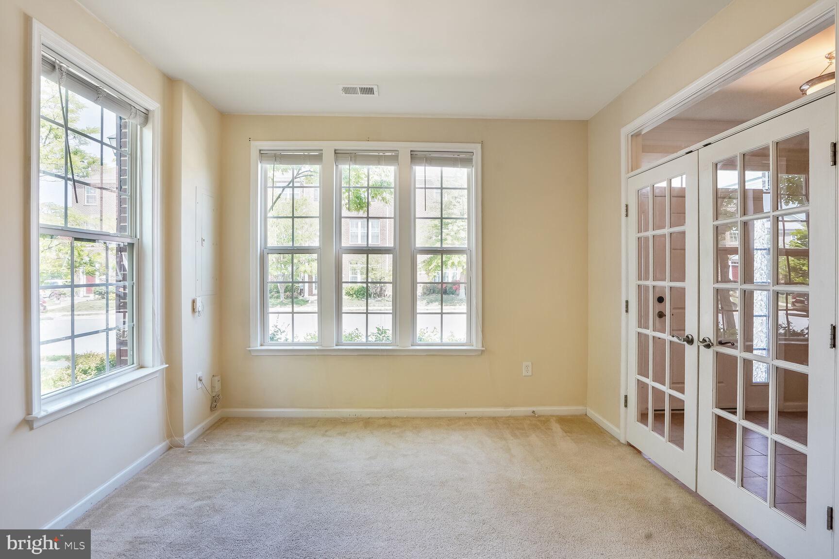 42777 Hay Road Ashburn, VA 20147 - Photo 20 of 21