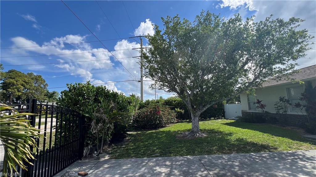 5374 Warren Street Naples, FL 34113 - Photo 46 of 50