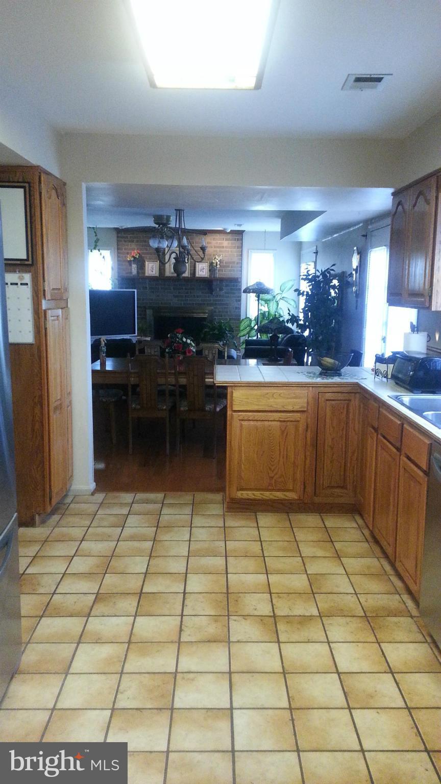 4508 Lees Corner Road Chantilly, VA 20151 - Photo 5 of 13 Kitchen