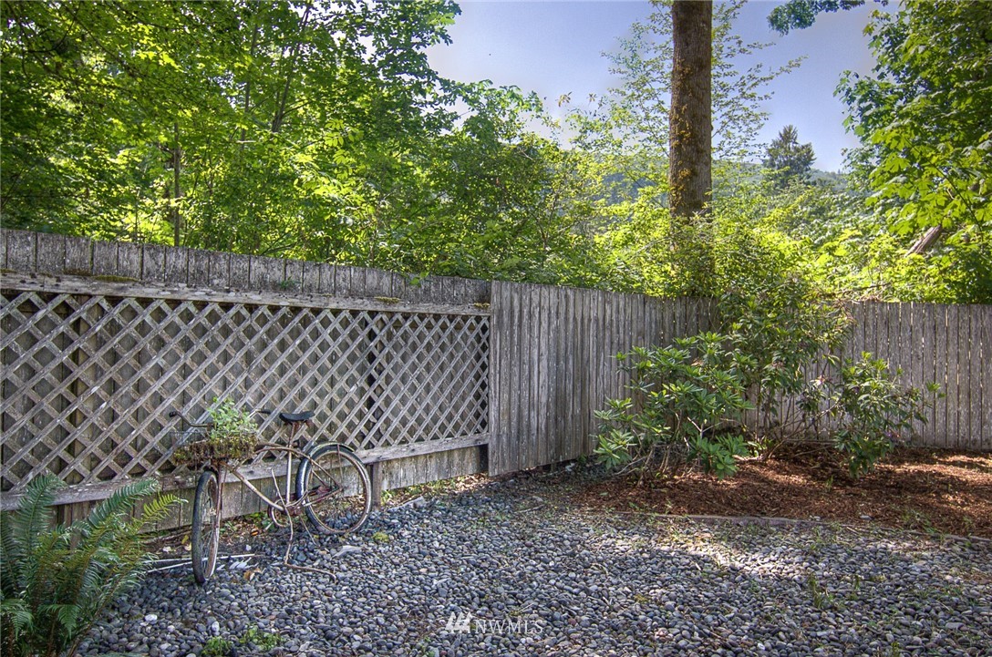 5193 Galbraith Road Acme, WA 98220 - Photo 9 of 10 Gallery Image 9