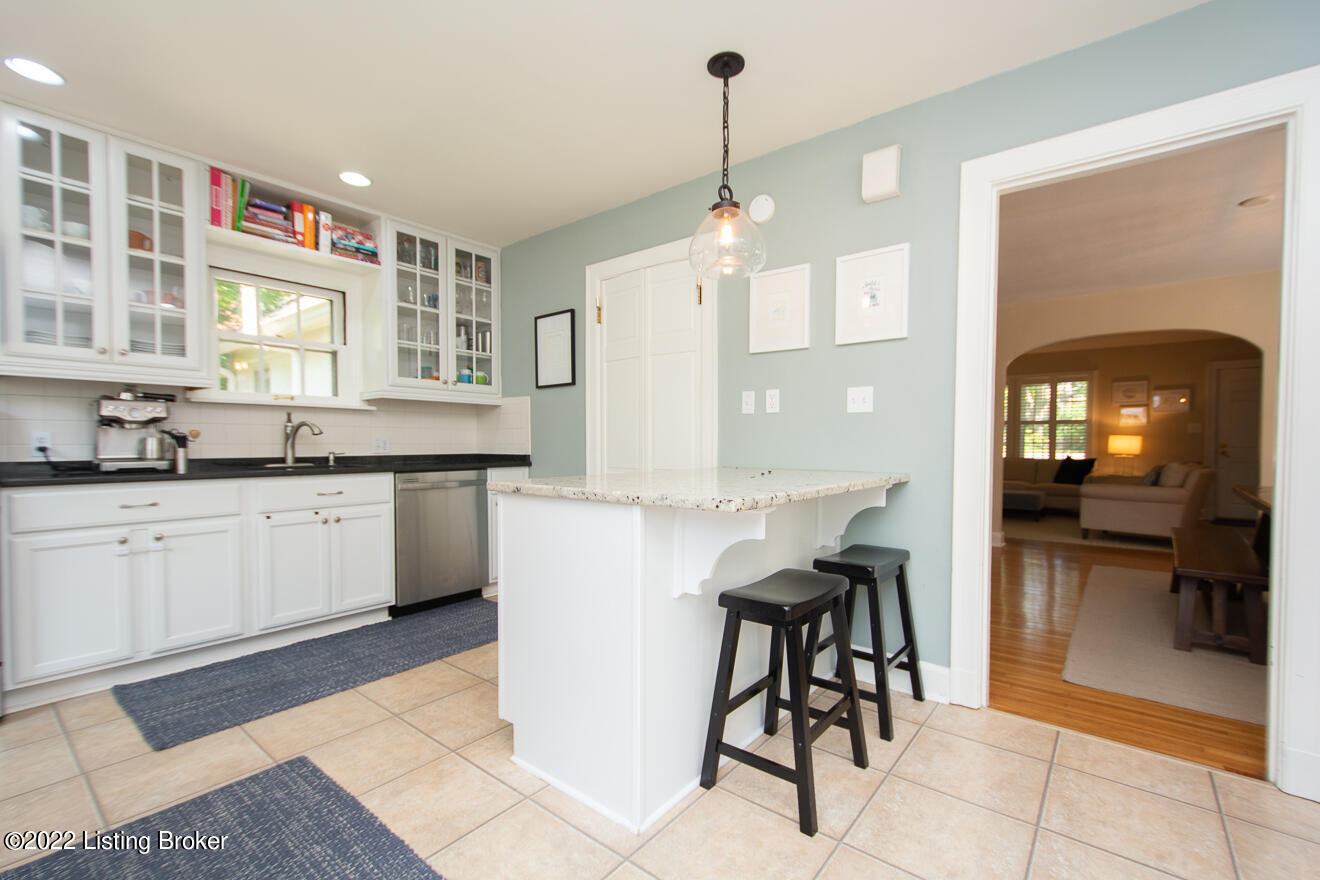 1706 Gresham Road Louisville, KY 40205 - Photo 31 of 75 Gresham-32