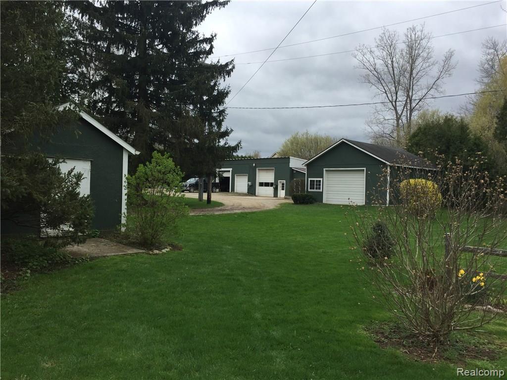 120 Kidder Road Almont, MI 48003 - Photo 6 of 42