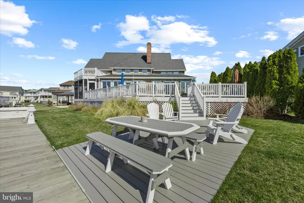 $1,839,000 | 18 Mallard Drive East, Ocean Pines, MD 21811