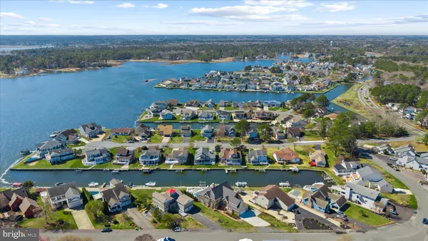 $1,839,000 | 18 Mallard Drive East, Ocean Pines, MD 21811