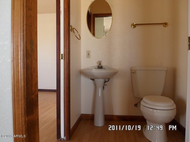 926 North Acacia Road Apache Junction, AZ 85119 - Photo 13 of 25 Upstairs Bath