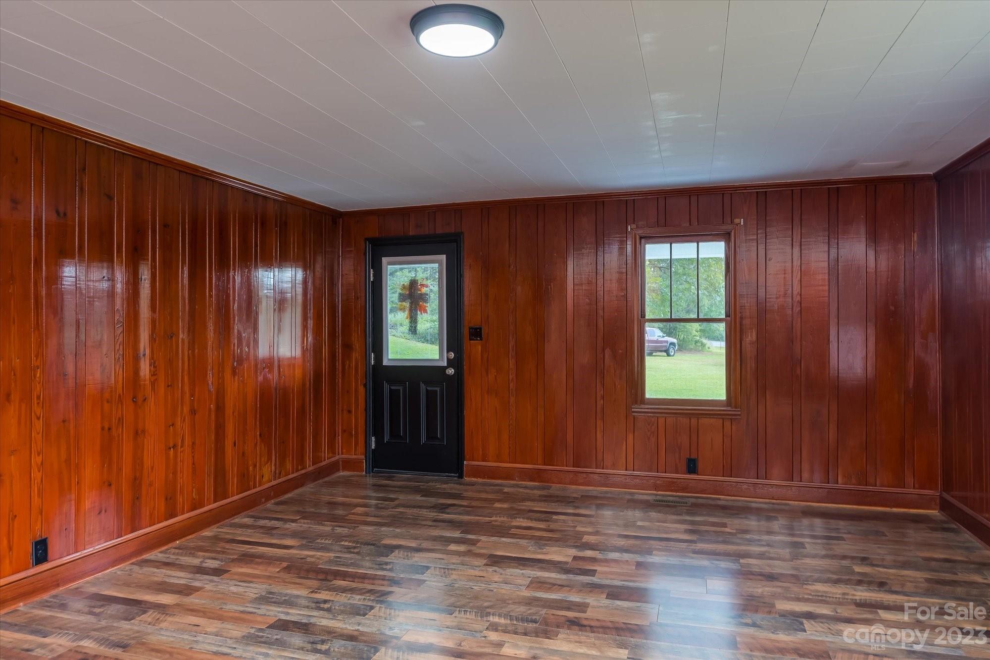 2540 Maple Creek Road Rutherfordton, NC 28139 - Photo 8 of 48 an empty room with closet and a window