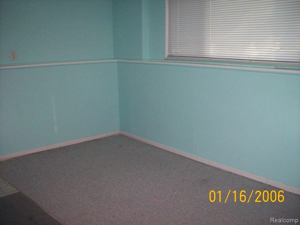 34210 Dequindre Road Sterling Heights, MI 48310 - Photo 6 of 6 151_0122.JPG