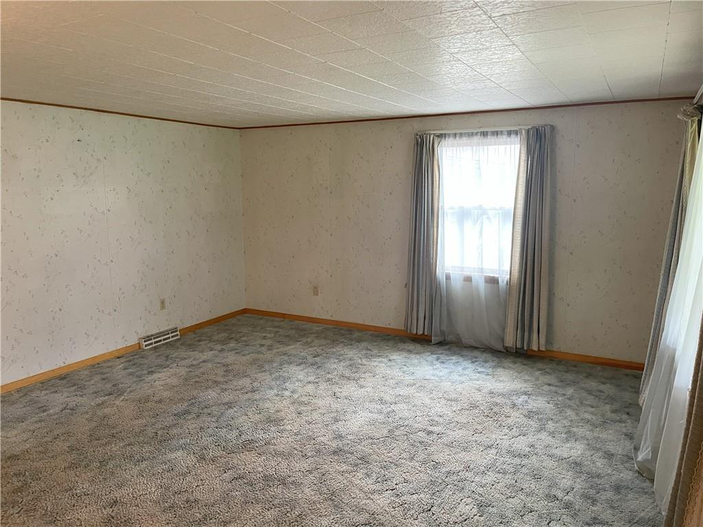 132 Stalker Road Hilliards, PA 16040 - Photo 12 of 48 Gallery Image 12