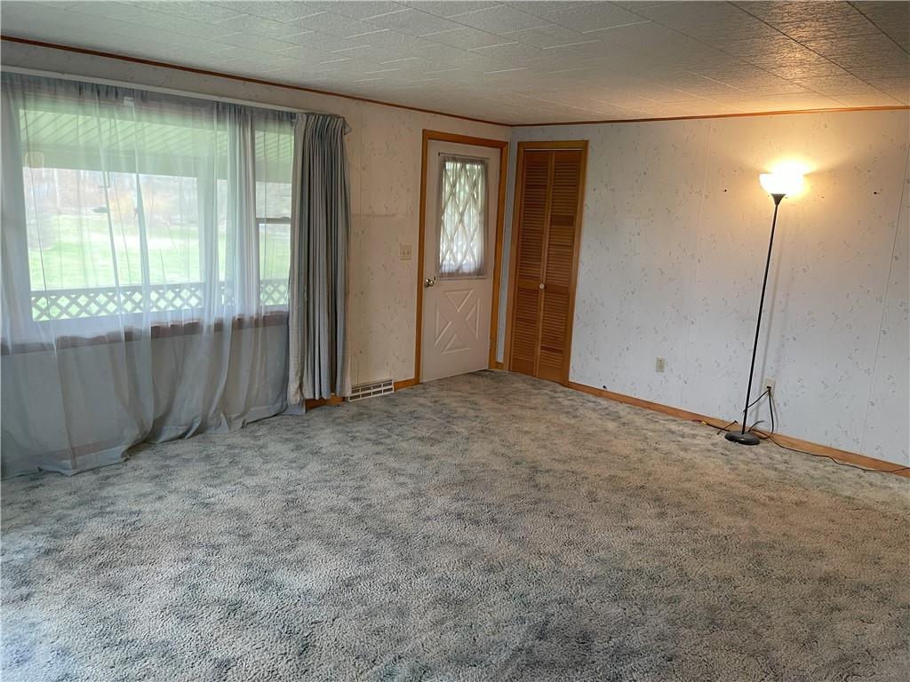 132 Stalker Road Hilliards, PA 16040 - Photo 13 of 48 Gallery Image 13