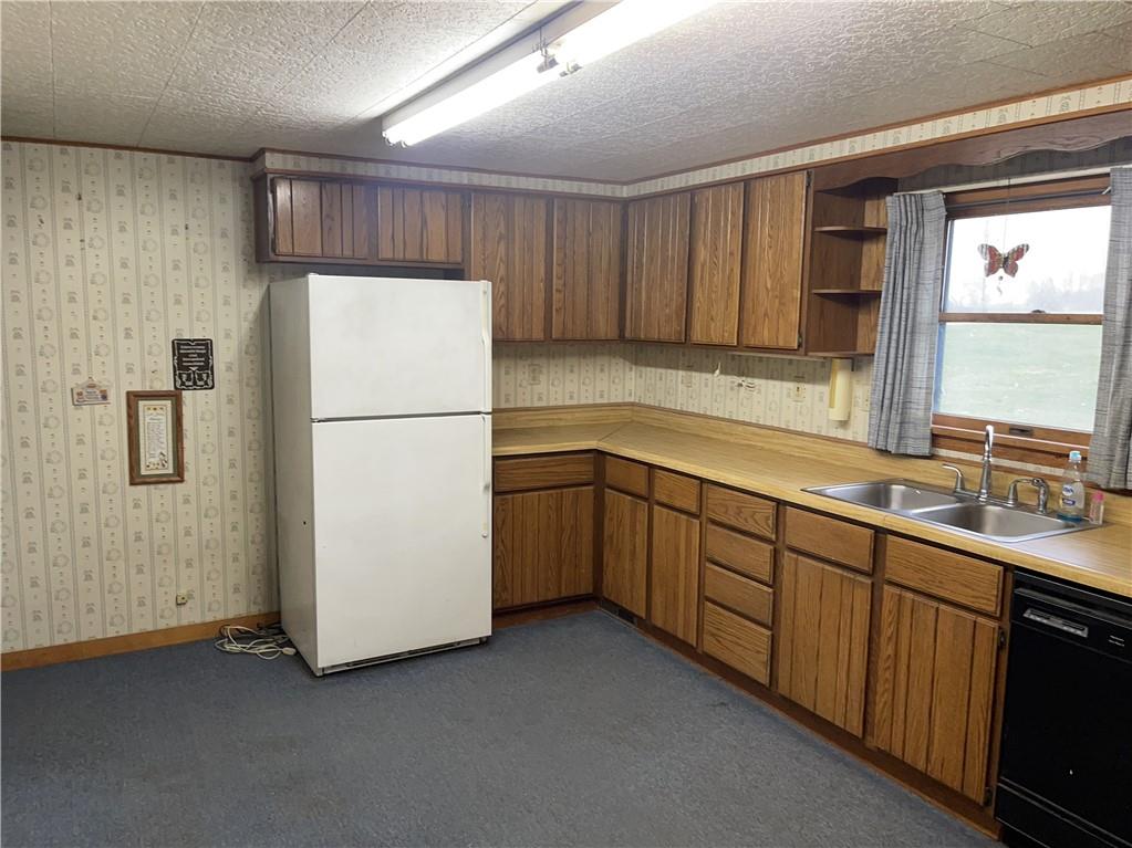 132 Stalker Road Hilliards, PA 16040 - Photo 16 of 48 Gallery Image 16