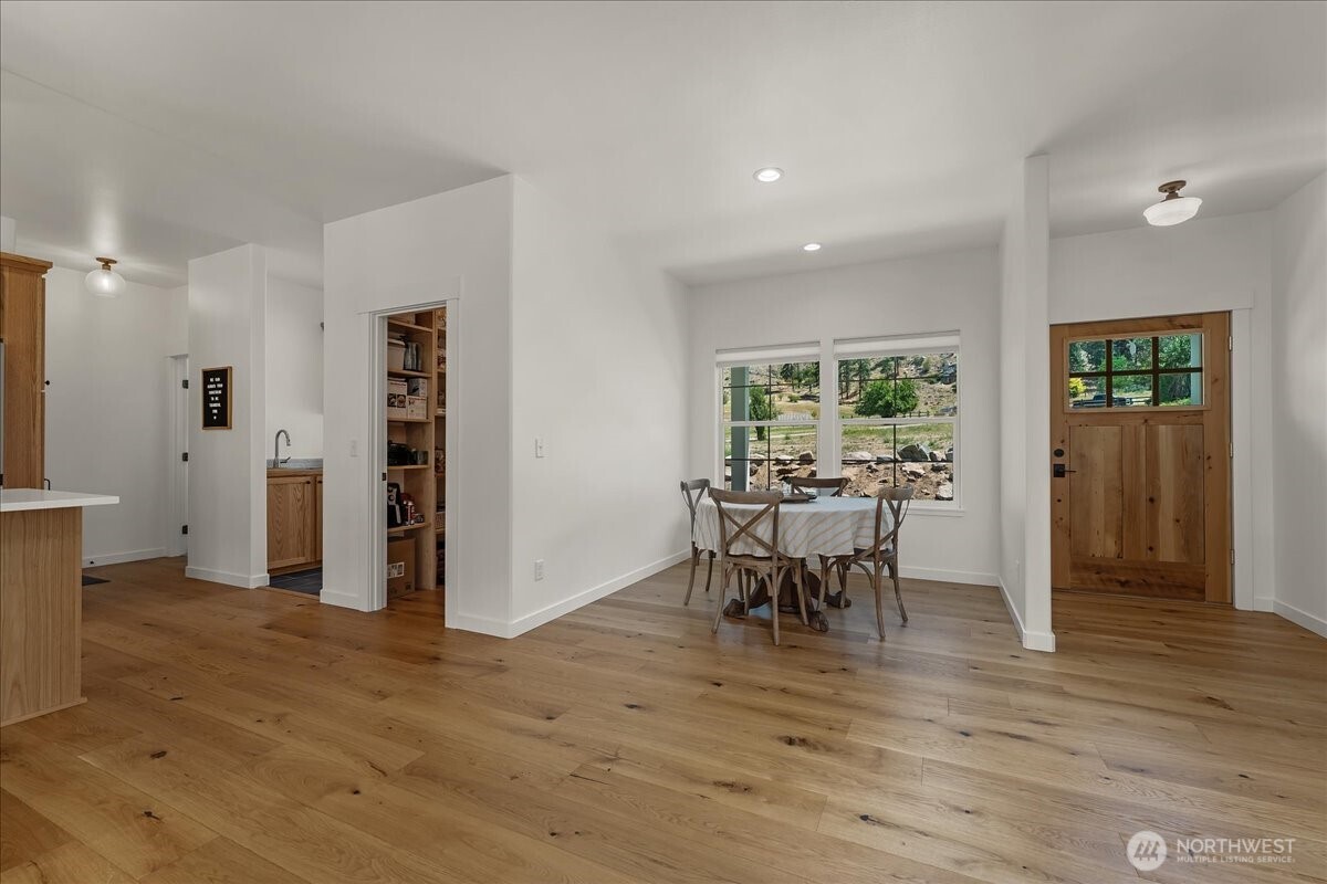 87 Burma Road Pateros, WA 98846 - Photo 12 of 38