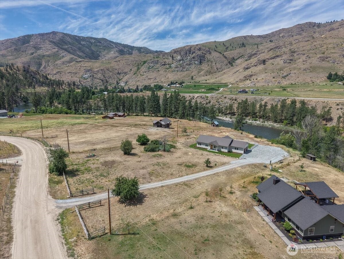 87 Burma Road Pateros, WA 98846 - Photo 35 of 38