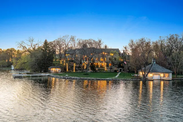 $14,995,000 | 4513 North Hewitts Point Road, Oconomowoc, WI 53066