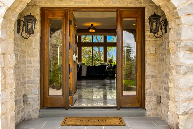 $14,995,000 | 4513 North Hewitts Point Road, Oconomowoc, WI 53066