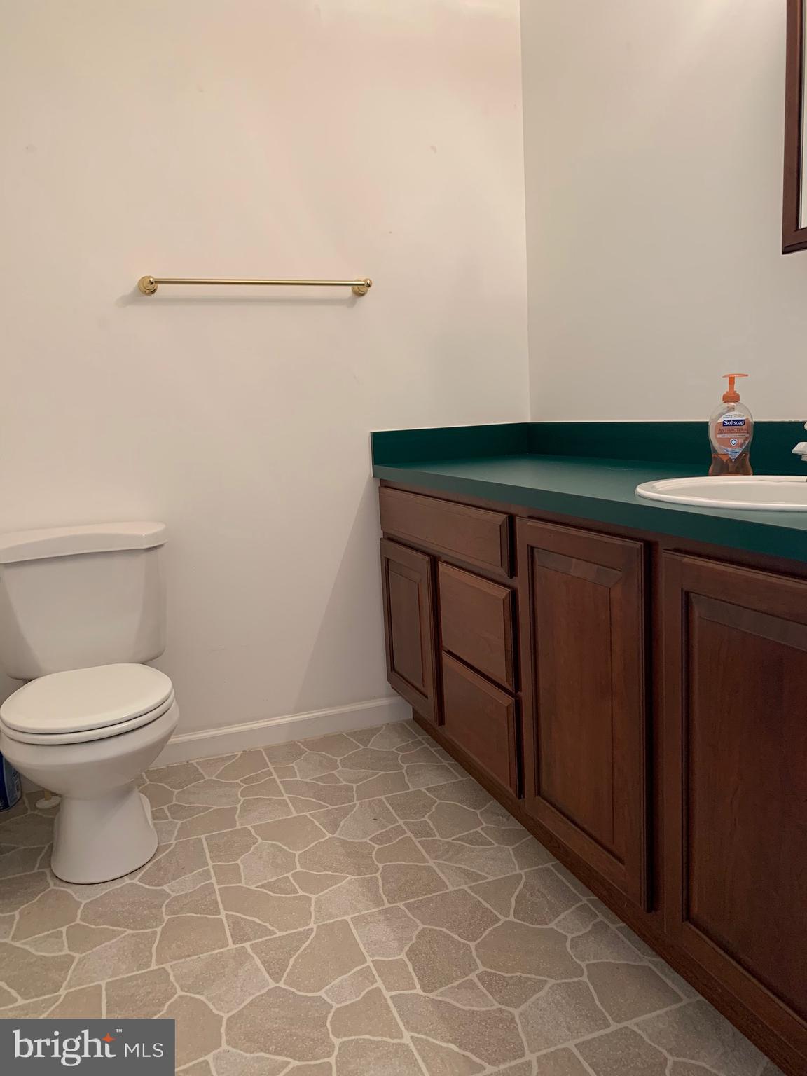 8474 Leeds Manor Road Warrenton, VA 20186 - Photo 26 of 38 powder room