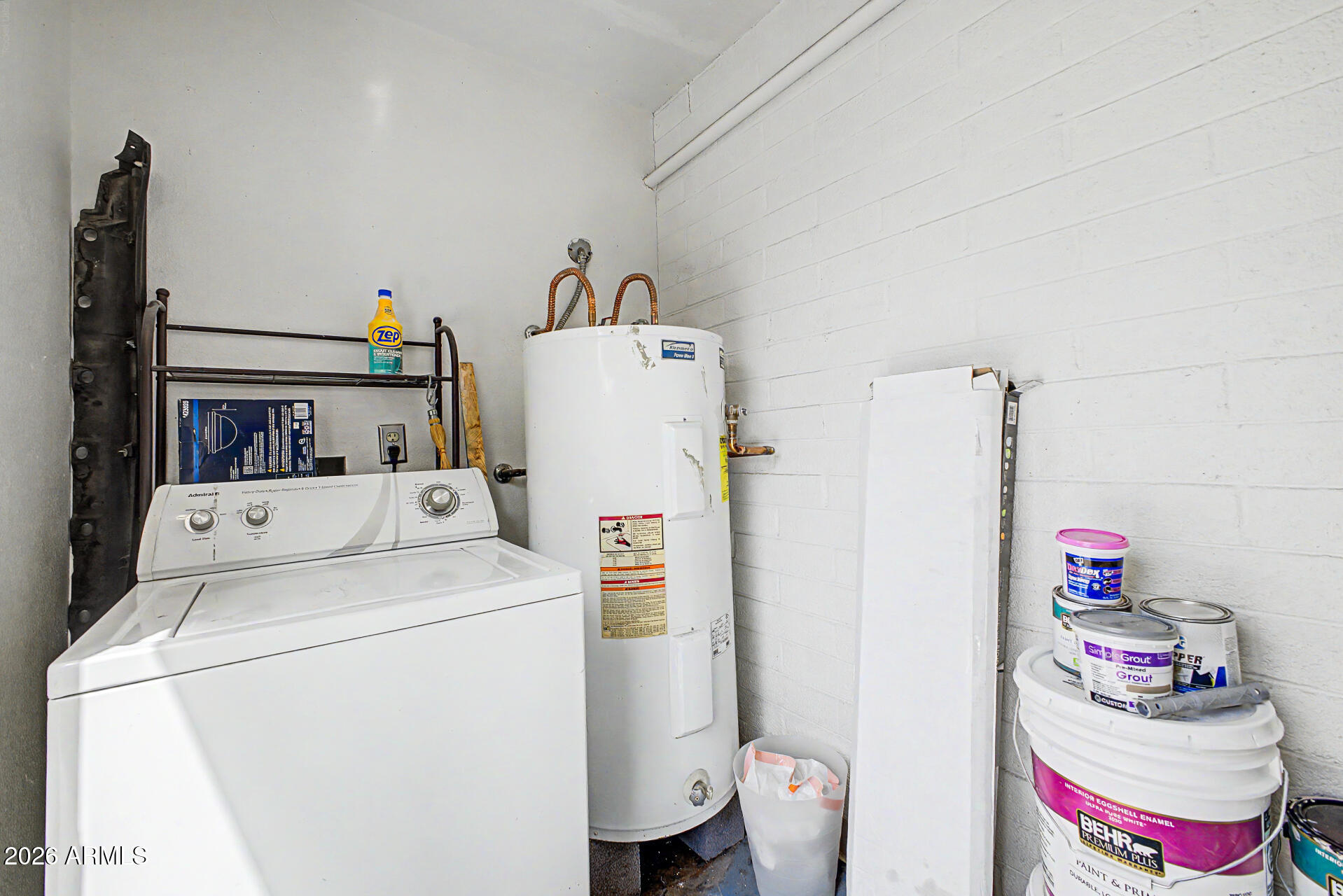 600 South Dobson Road, Unit 177 Mesa, AZ 85202 - Photo 18 of 24 a utility room with dryer and washer