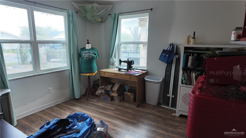 905 West Bowe Street Pharr, TX 78577 - Photo 5 of 12 a living room with furniture and a window