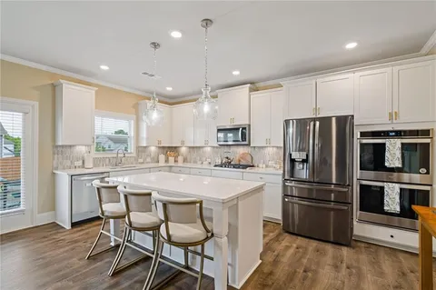 $569,900 | 304 Ellenton Place, Canton, GA 30115
