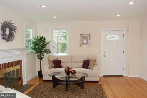 1121 Kalmia Road Northwest Washington, DC 20012 - Photo 14 of 27 Living Room