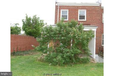 1121 Kalmia Road Northwest Washington, DC 20012 - Photo 18 of 27 Exterior (Rear)