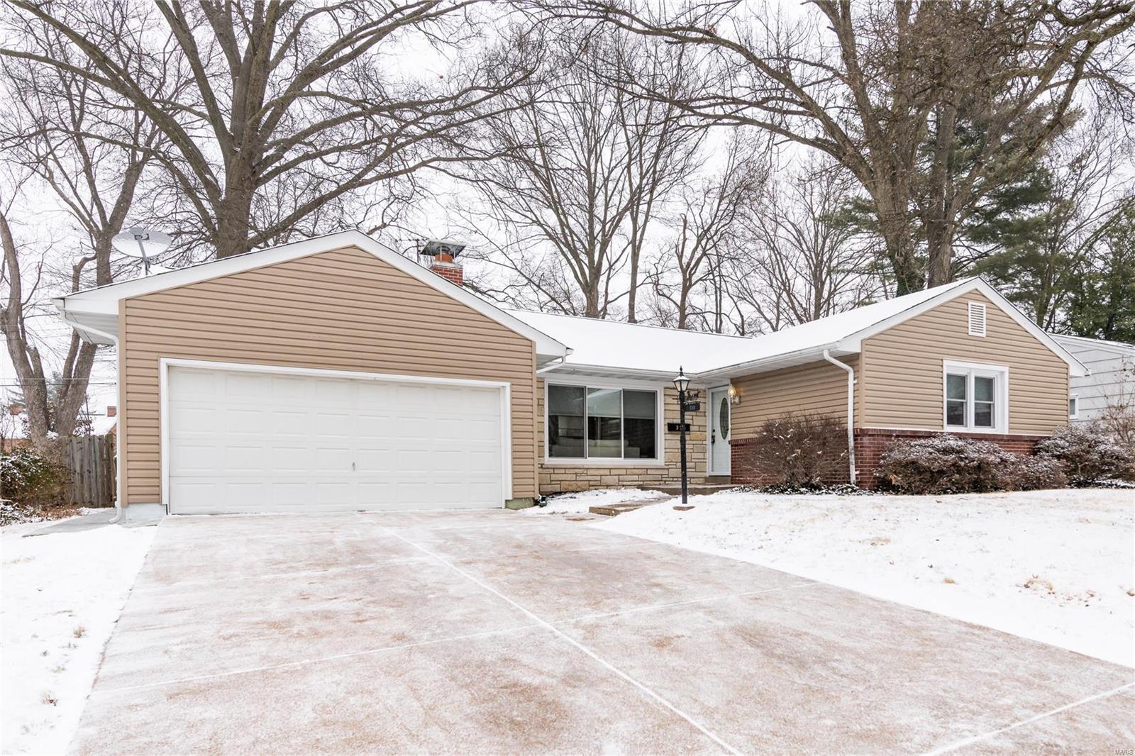 323 Dobbin Road St. Louis, MO 63119 - Photo 2 of 33 Gallery Image 2