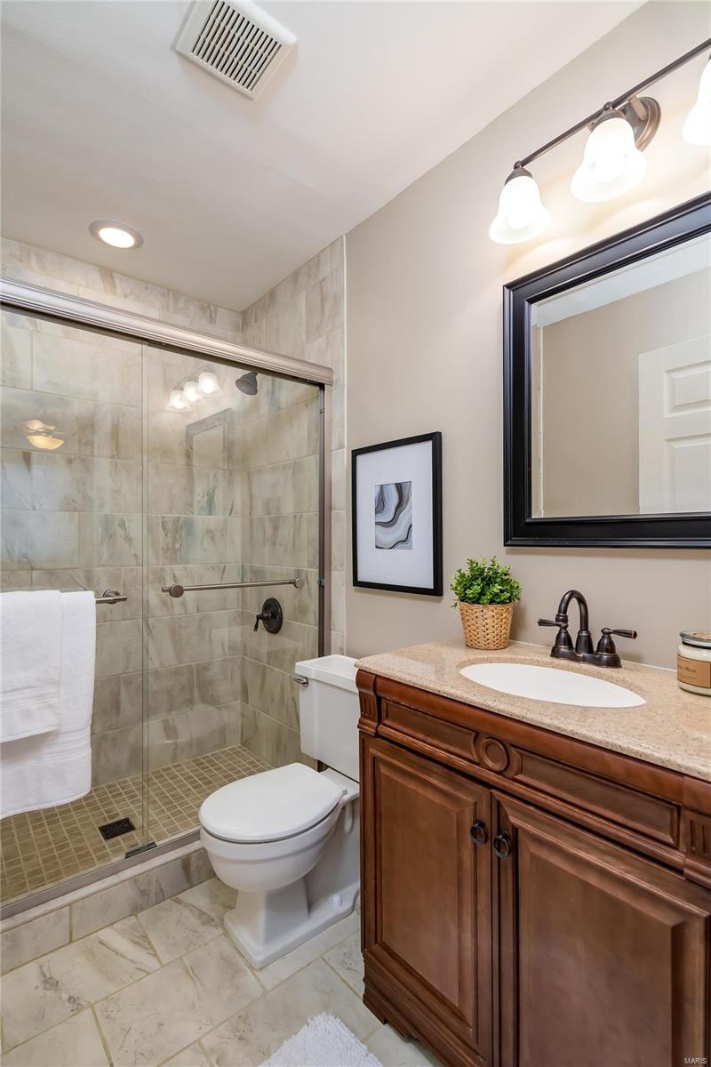 323 Dobbin Road St. Louis, MO 63119 - Photo 19 of 33 Gallery Image 19
