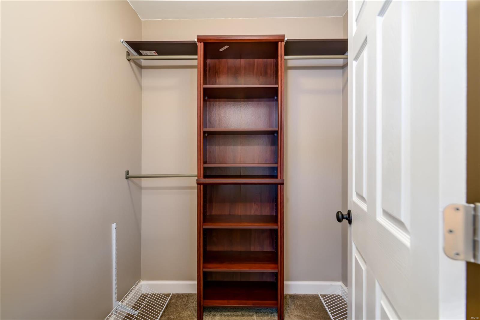323 Dobbin Road St. Louis, MO 63119 - Photo 20 of 33 Gallery Image 20