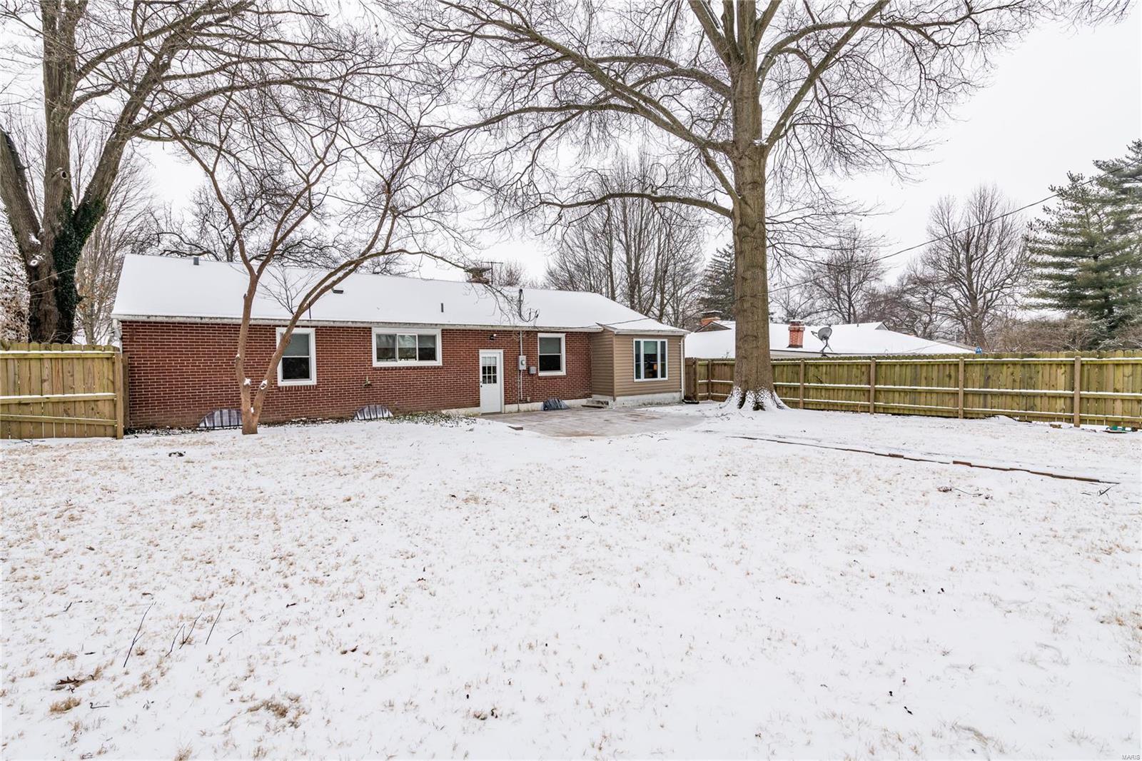 323 Dobbin Road St. Louis, MO 63119 - Photo 32 of 33 Gallery Image 32