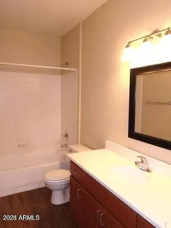 $1,195 | 5302 East Van Buren Street, Unit 1064, Phoenix, AZ 85008