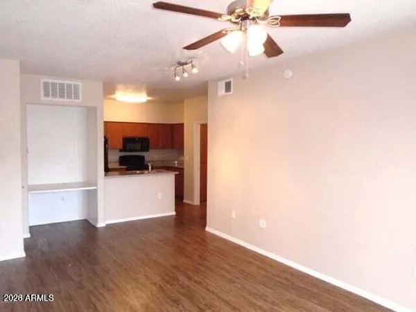 $1,195 | 5302 East Van Buren Street, Unit 1064, Phoenix, AZ 85008