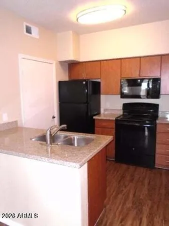 $1,195 | 5302 East Van Buren Street, Unit 1064, Phoenix, AZ 85008