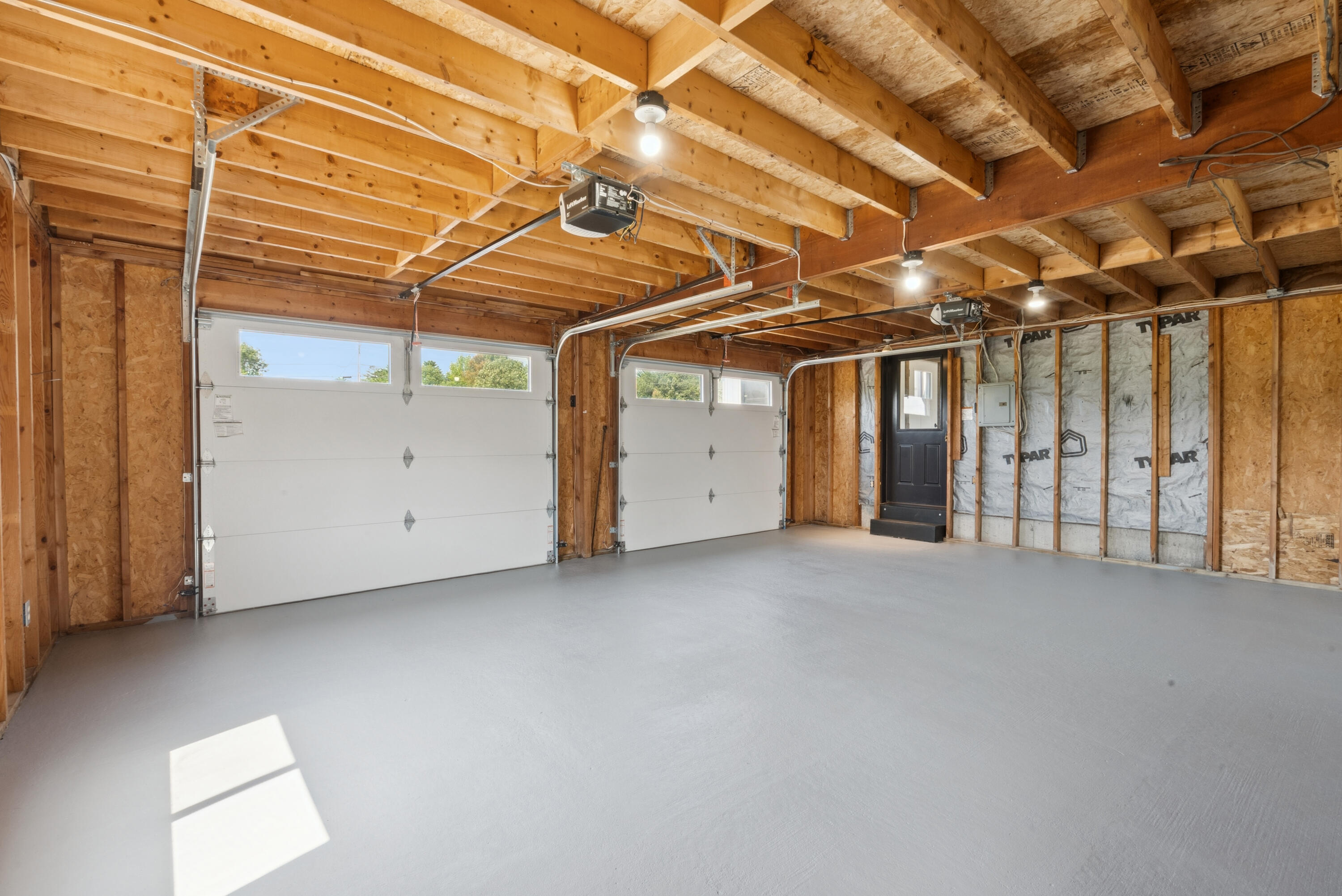 208 Pleasant Street Clinton, ME 04927 - Photo 11 of 61 DSC07530